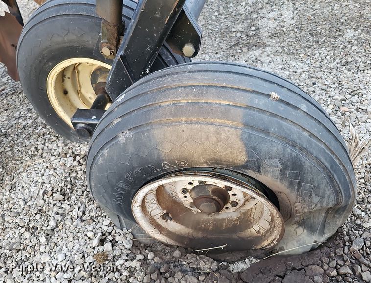 image for item DO2722 Case 5300 NH3 applicator