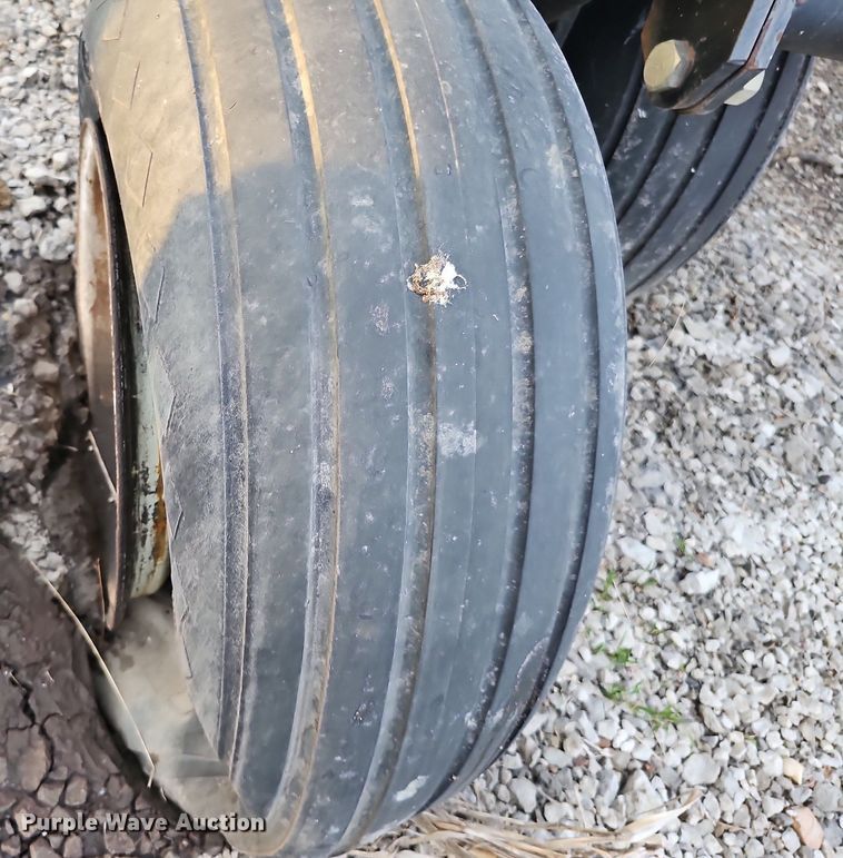 image for item DO2722 Case 5300 NH3 applicator