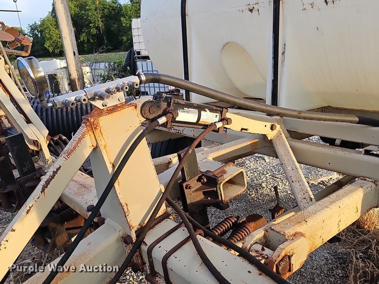 image for item DO2723 AG Systems 6000 liquid fertilizer applicator