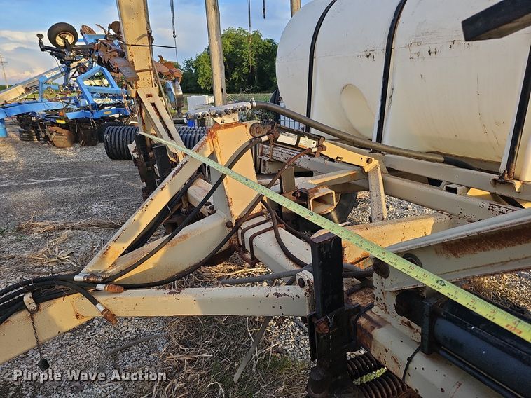image for item DO2723 AG Systems 6000 liquid fertilizer applicator