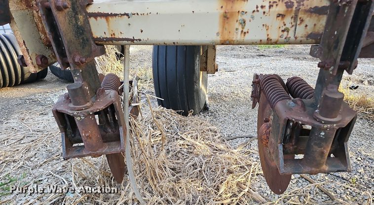 image for item DO2723 AG Systems 6000 liquid fertilizer applicator