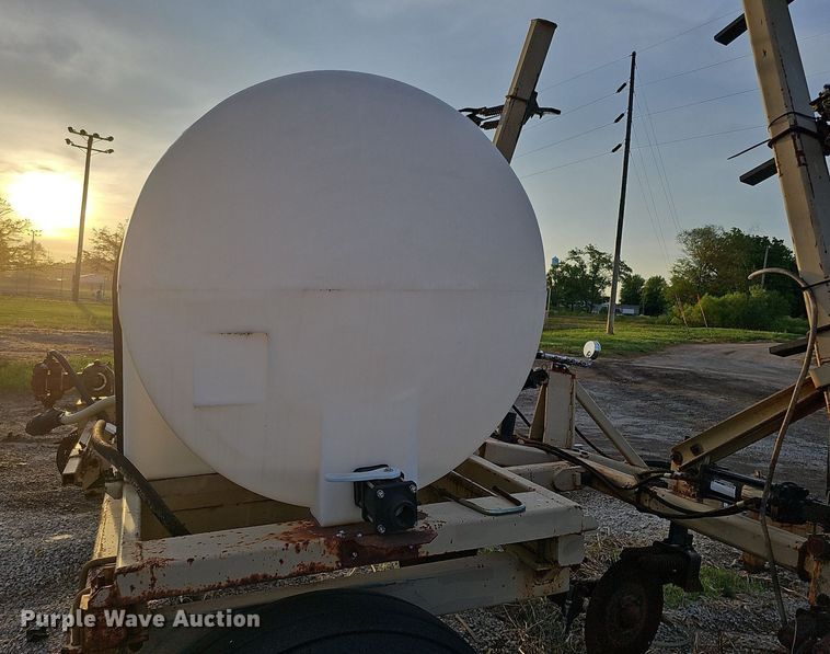 image for item DO2723 AG Systems 6000 liquid fertilizer applicator