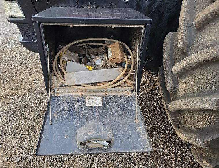 image for item DO2726 2002 Case IH STX450  4WD tractor