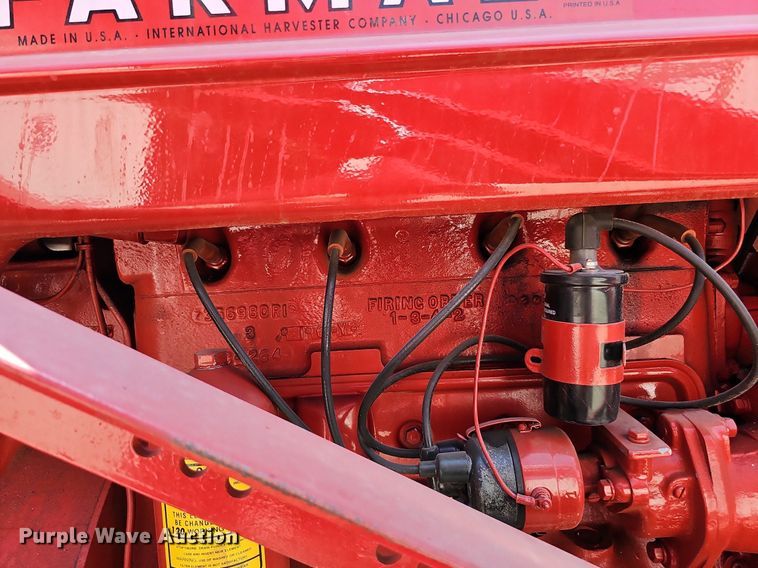 image for item DO2764 1953 International Harvester Super M  tractor