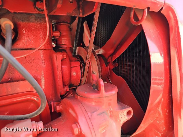 image for item DO2764 1953 International Harvester Super M  tractor