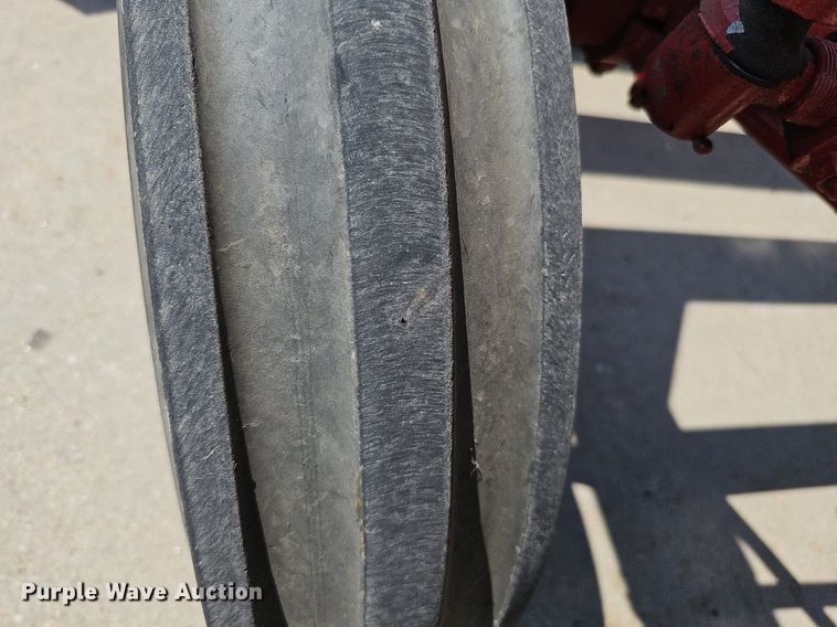 image for item DO2764 1953 International Harvester Super M  tractor