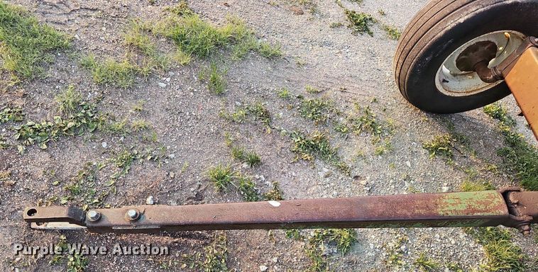 image for item DO4419 Unverferth McCurdy  gravity wagon