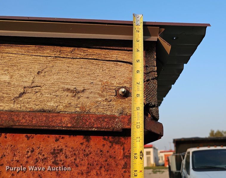 image for item DO4419 Unverferth McCurdy  gravity wagon