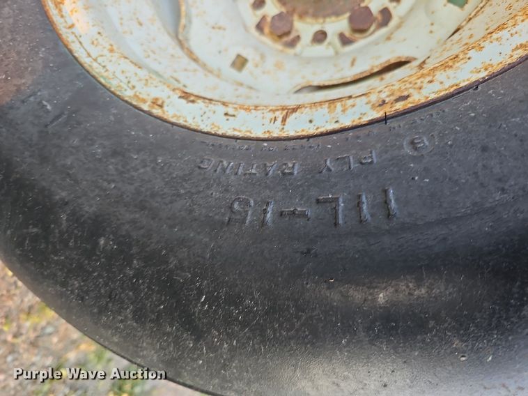 image for item DO4419 Unverferth McCurdy  gravity wagon