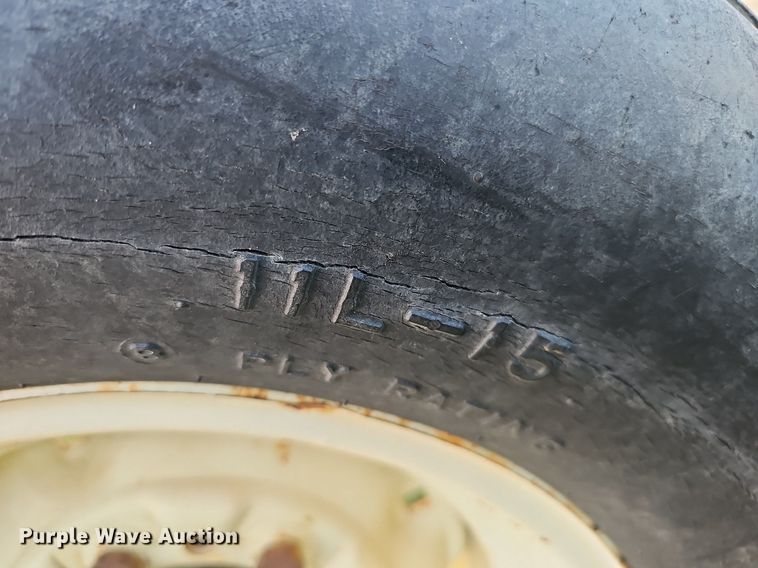 image for item DO4419 Unverferth McCurdy  gravity wagon