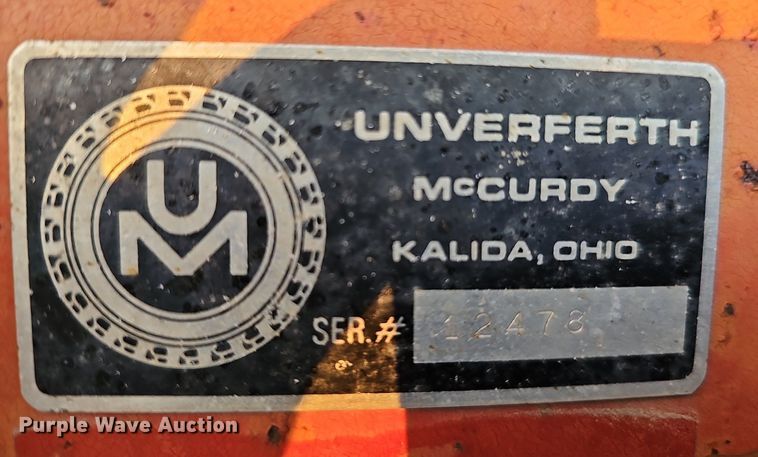 image for item DO4419 Unverferth McCurdy  gravity wagon