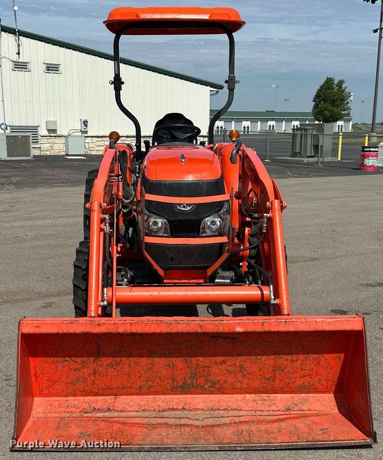 image for item DO5020 Kubota L3240D  MFWD tractor