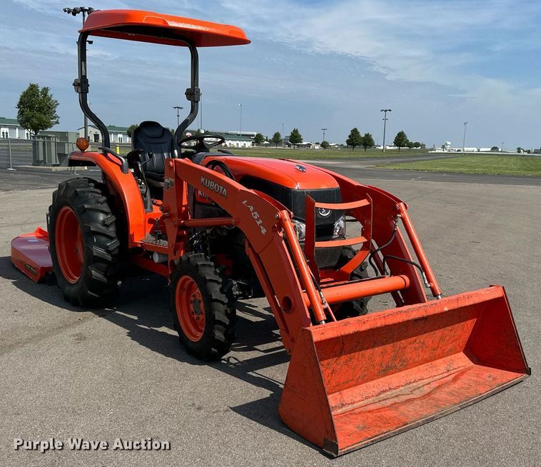 image for item DO5020 Kubota L3240D  MFWD tractor