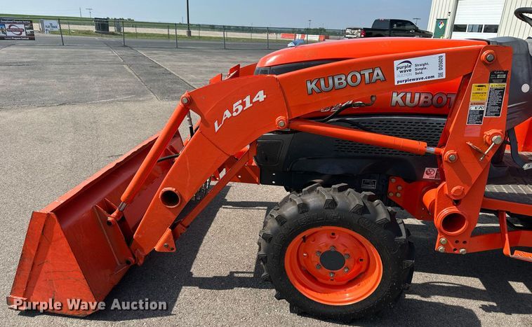 image for item DO5020 Kubota L3240D  MFWD tractor