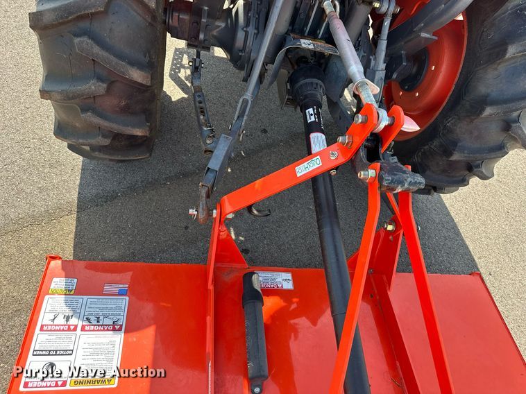 image for item DO5020 Kubota L3240D  MFWD tractor