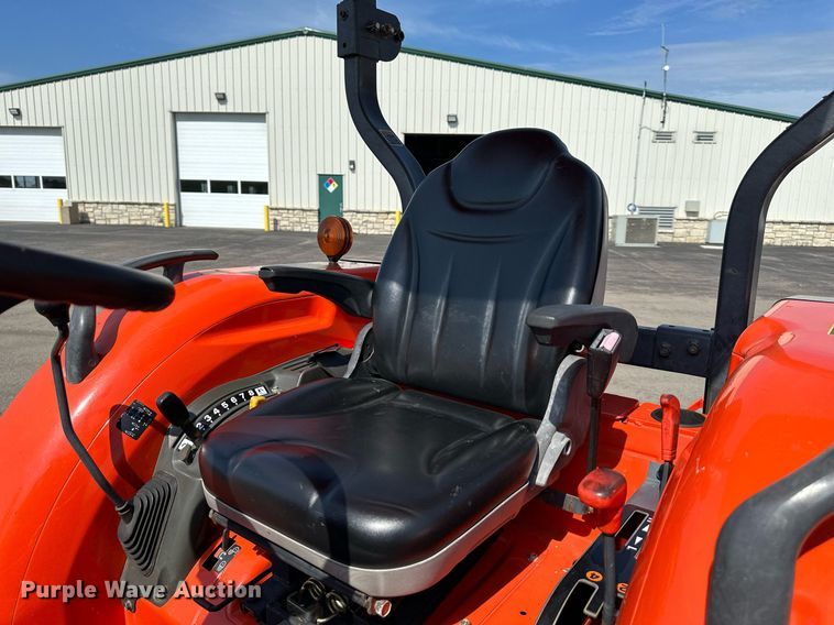 image for item DO5020 Kubota L3240D  MFWD tractor