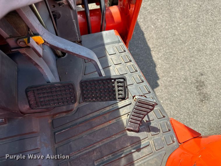 image for item DO5020 Kubota L3240D  MFWD tractor