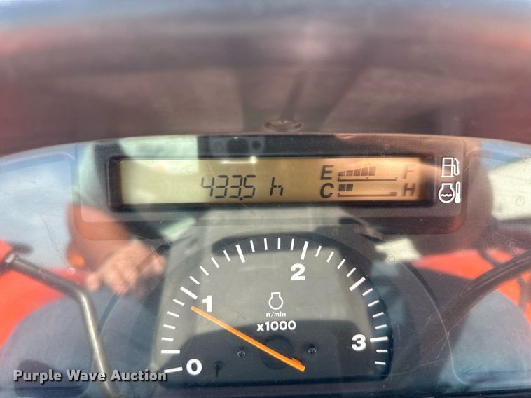 image for item DO5020 Kubota L3240D  MFWD tractor