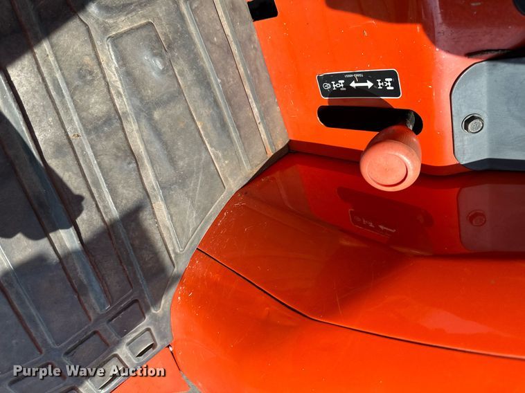 image for item DO5020 Kubota L3240D  MFWD tractor