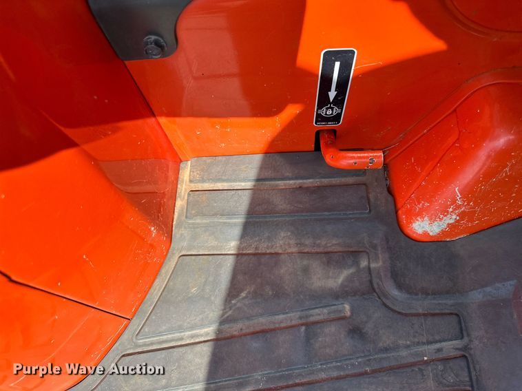 image for item DO5020 Kubota L3240D  MFWD tractor