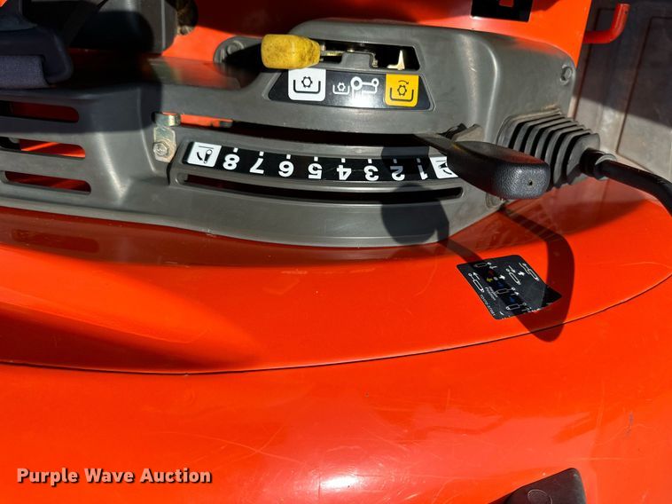 image for item DO5020 Kubota L3240D  MFWD tractor