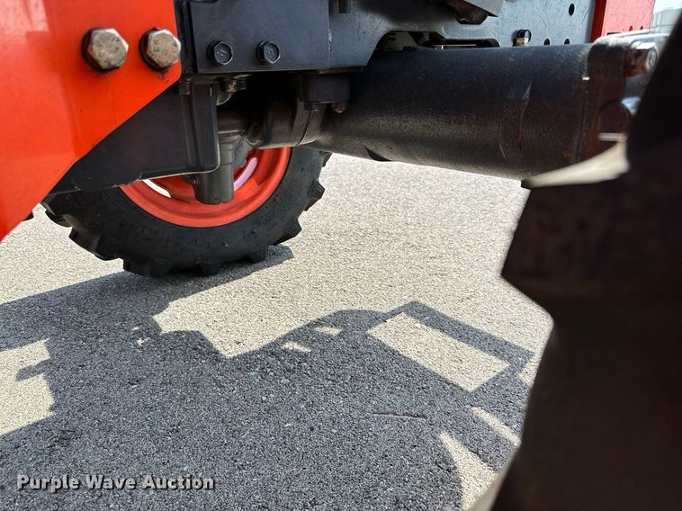 image for item DO5020 Kubota L3240D  MFWD tractor