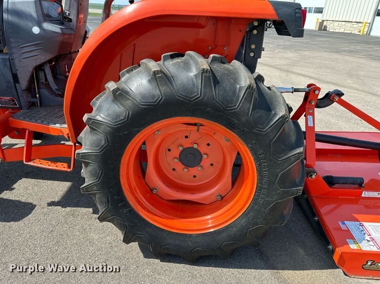 image for item DO5020 Kubota L3240D  MFWD tractor