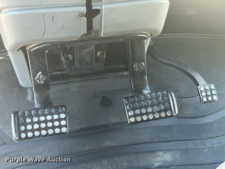 image for item DP0496 2006 Caterpillar Challenger MT865B  tractor