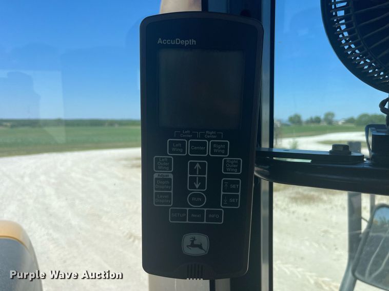 image for item DP0496 2006 Caterpillar Challenger MT865B  tractor