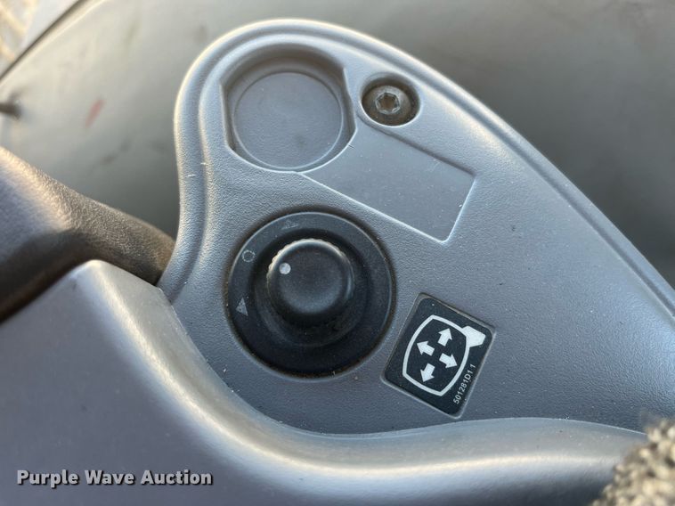 image for item DP0496 2006 Caterpillar Challenger MT865B  tractor