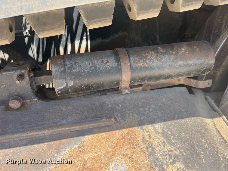 image for item DP0496 2006 Caterpillar Challenger MT865B  tractor