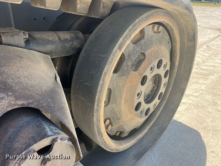 image for item DP0496 2006 Caterpillar Challenger MT865B  tractor