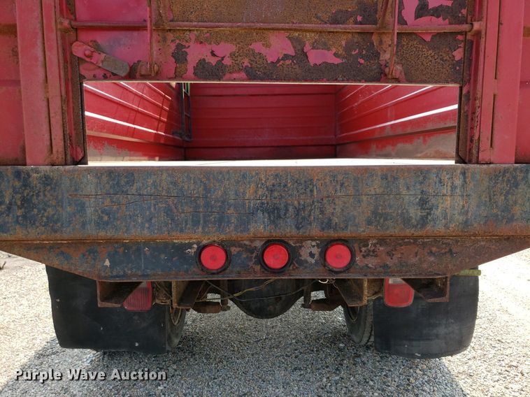 image for item DP7938 1995 International 4700  grain truck