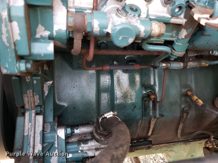 image for item DP7938 1995 International 4700  grain truck