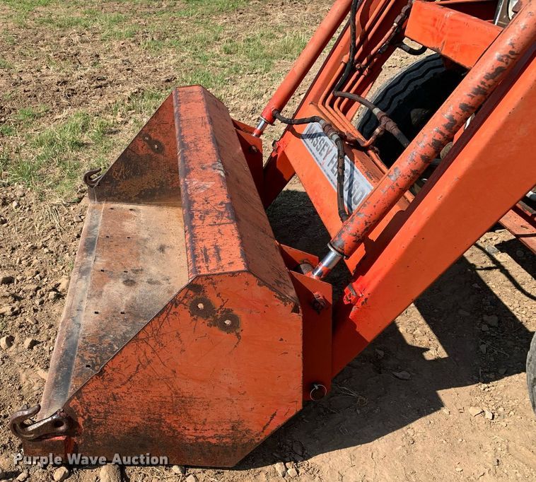 image for item DP8649 1984 Massey Ferguson 240  tractor