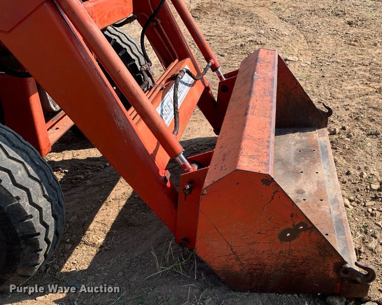 image for item DP8649 1984 Massey Ferguson 240  tractor