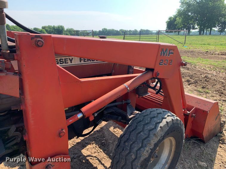 image for item DP8649 1984 Massey Ferguson 240  tractor