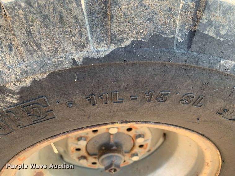 image for item DP8649 1984 Massey Ferguson 240  tractor