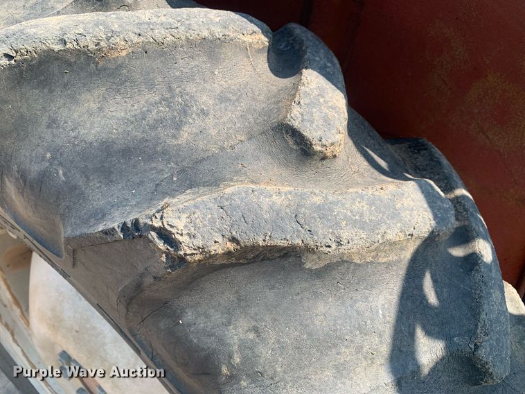 image for item DP8649 1984 Massey Ferguson 240  tractor