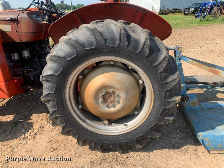 image for item DP8649 1984 Massey Ferguson 240  tractor