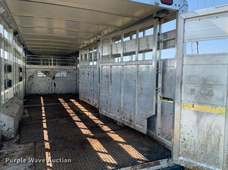 image for item DP8651 2018 Cimarron  livestock trailer