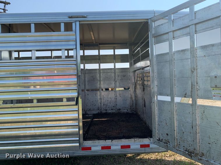 image for item DP8651 2018 Cimarron  livestock trailer