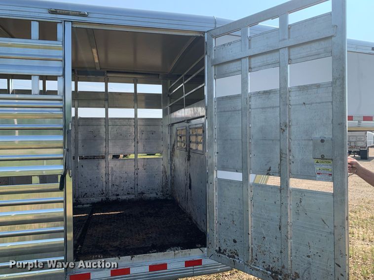 image for item DP8651 2018 Cimarron  livestock trailer
