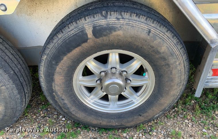 image for item DP8651 2018 Cimarron  livestock trailer