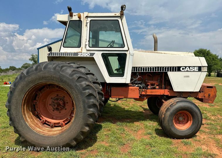 image for item DQ0544 Case 2390  tractor