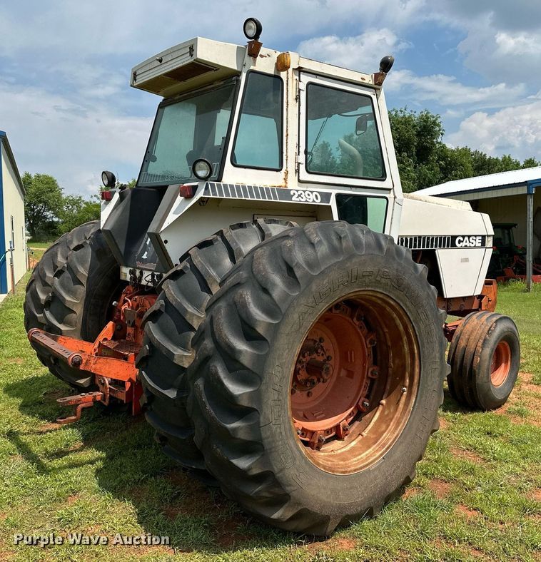 image for item DQ0544 Case 2390  tractor