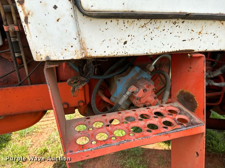 image for item DQ0544 Case 2390  tractor