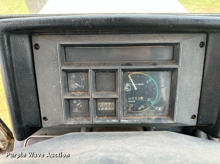 image for item DQ0544 Case 2390  tractor