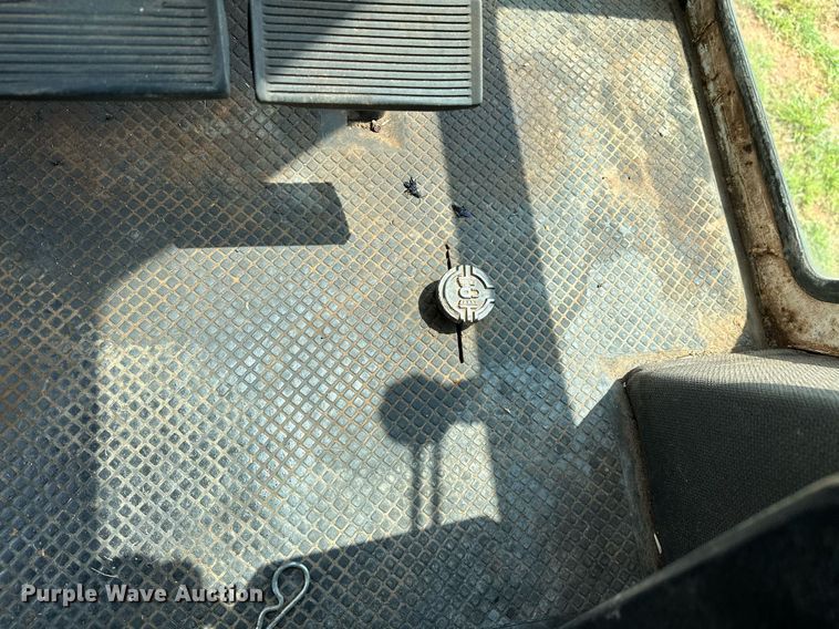 image for item DQ0544 Case 2390  tractor