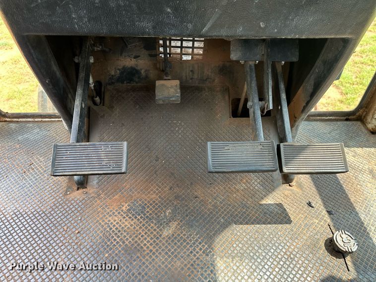 image for item DQ0544 Case 2390  tractor